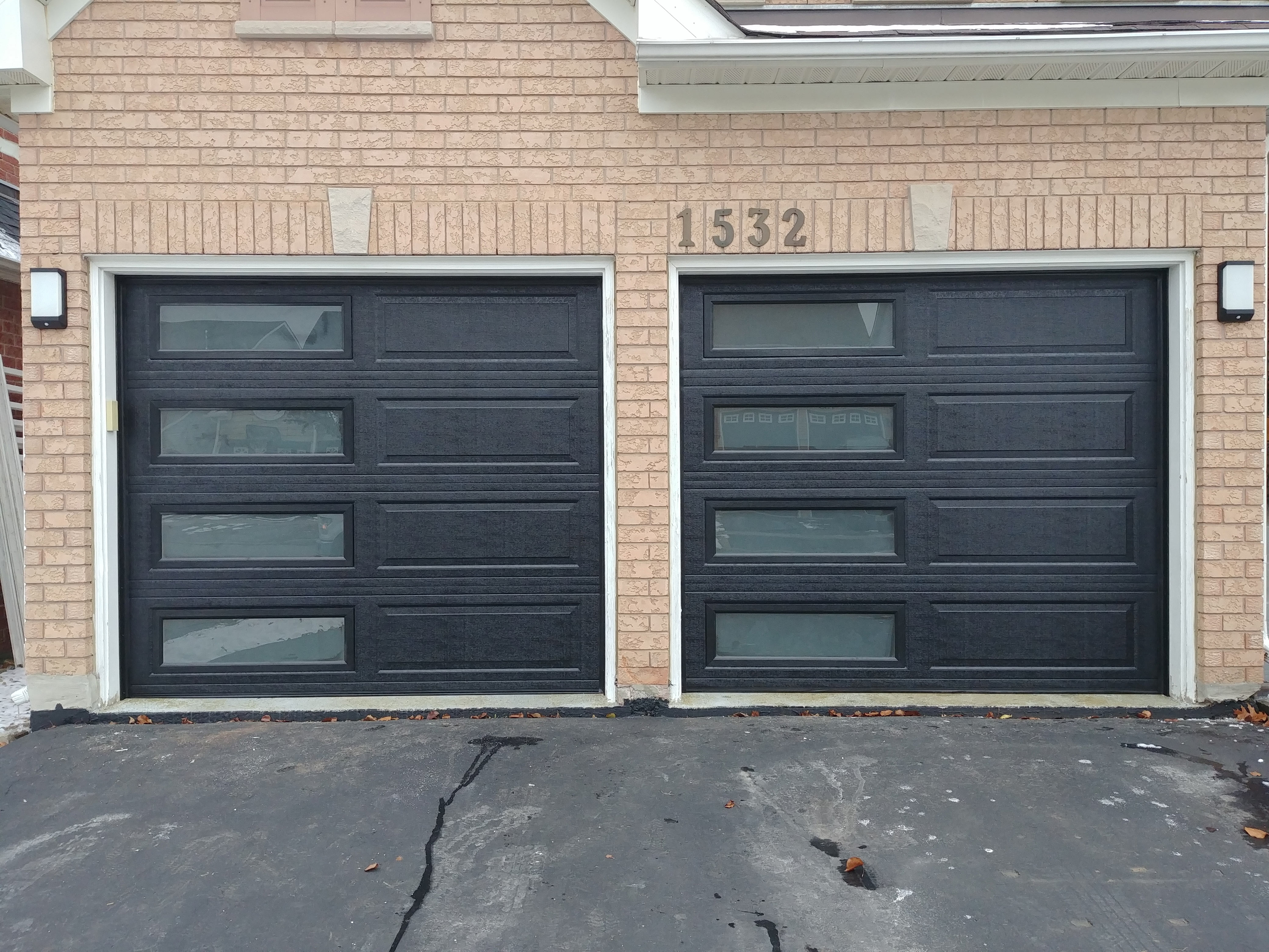 Side-Window-Door-No.1