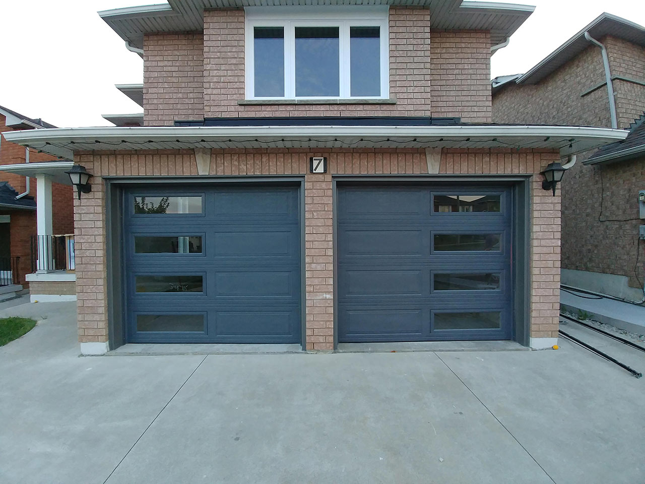 Side-Window-Door-No.7